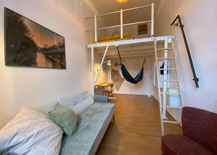 アートホステル シティー *