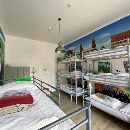 بيت شباب كيز هوستل برلين