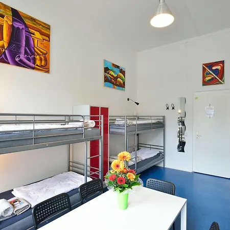 كيز هوستل بيت شباب